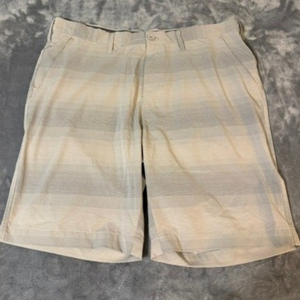 Mountain and Isles Mens Performance Stretch Striped Shorts Tan Grey Size 36